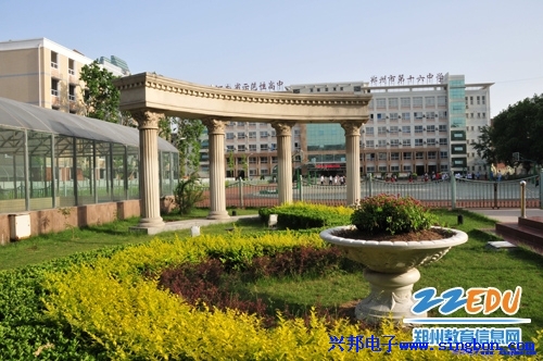 鄭（zhèng）州市第十六中學公廁溝槽節水器