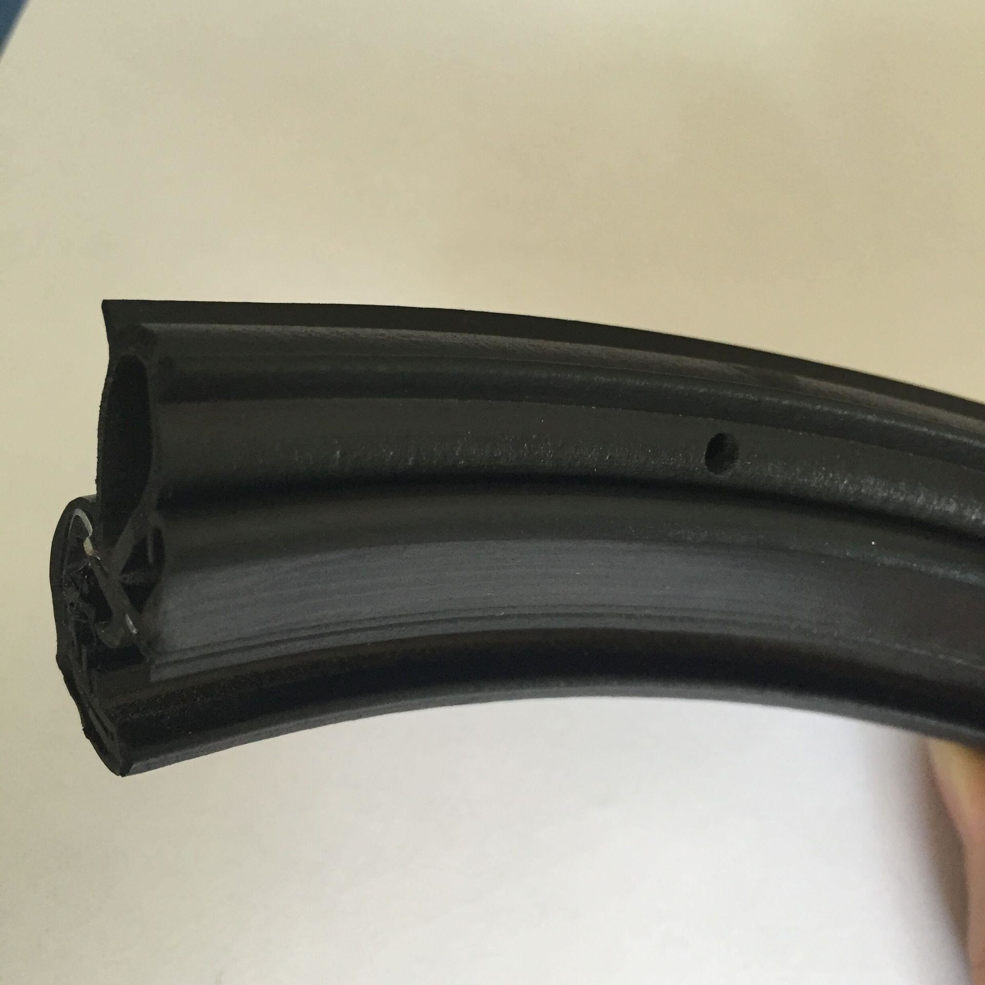 汽（qì）车侧（cè）门密封条