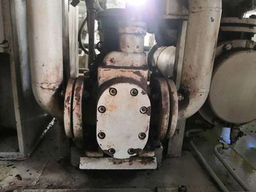 2008年安慶安力船舶（bó）使（shǐ）用我司YCB圓弧（hú）齒輪泵