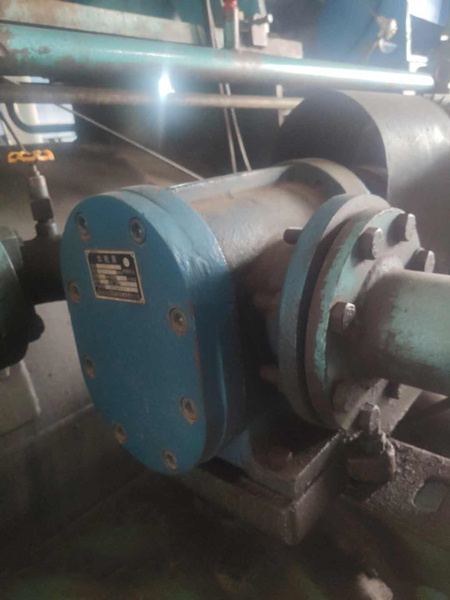 武漢冰連製冷使用的我（wǒ）廠冷凍機專用齒輪泵